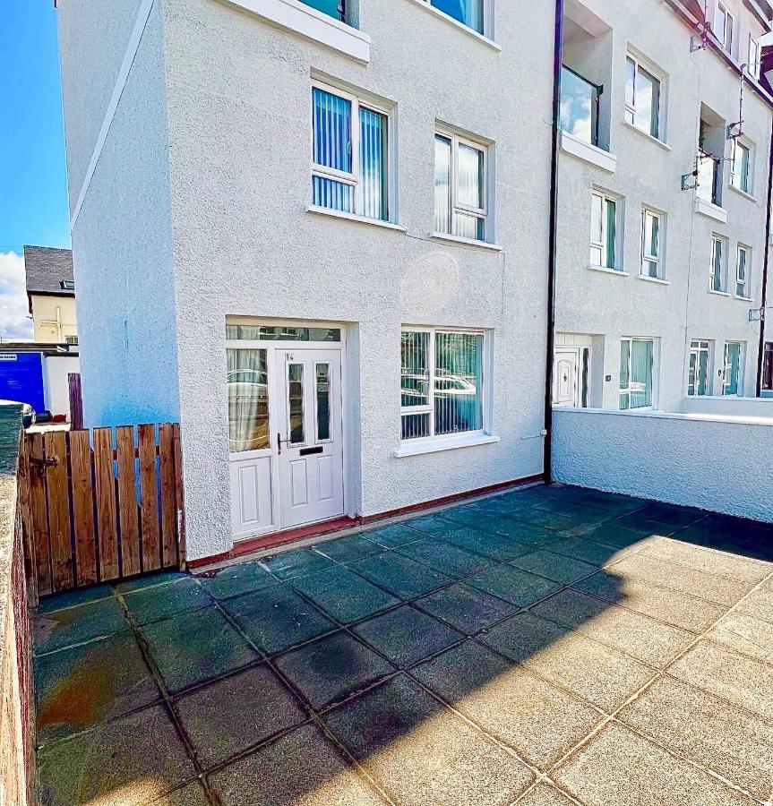 Number 14 Self Catering, Portrush, Northern Ireland Eksteriør billede