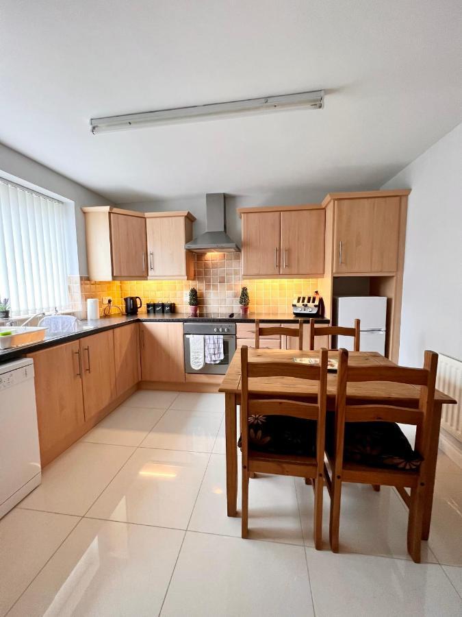 Number 14 Self Catering, Portrush, Northern Ireland Eksteriør billede